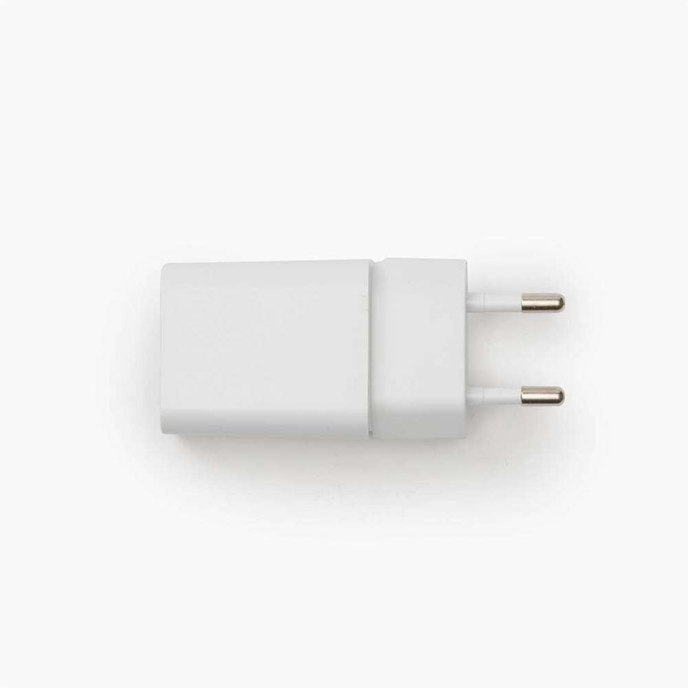 Adaptador de corriente USB blanco para fuentes y dispositivos inteligentes Catit (enchufe europeo).