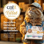 Gato repartidor con gorra y chaleco entregando el pack variado Catit Cuisine Fillet Selection de Atún.